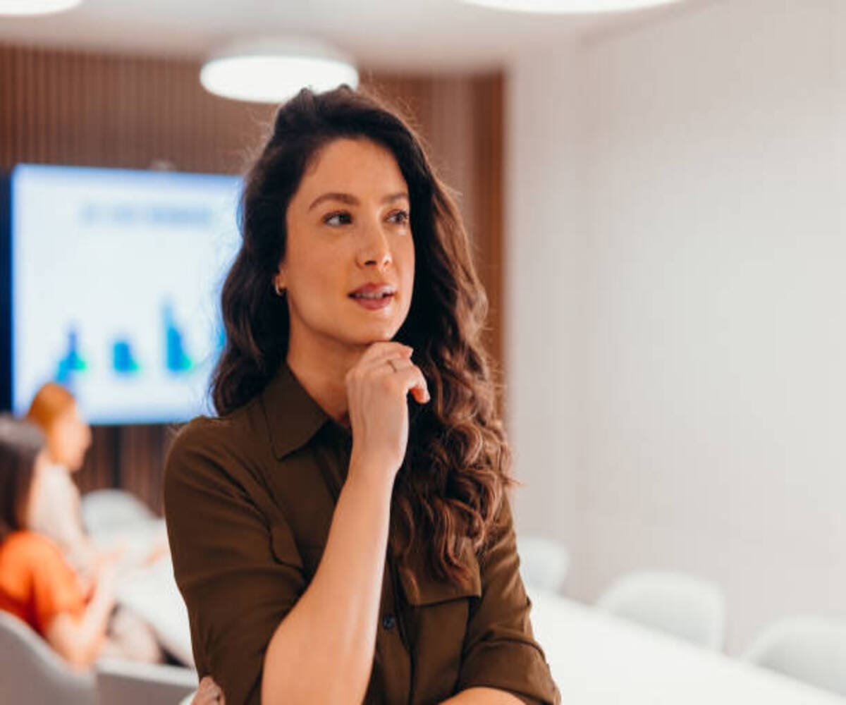 Marketing vs. Sales: Key Differences and Overlaps