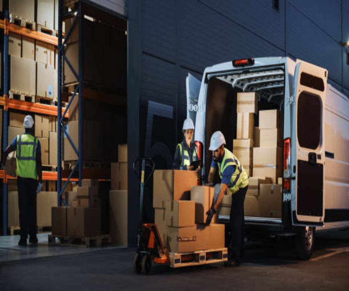 E-Commerce Logistics