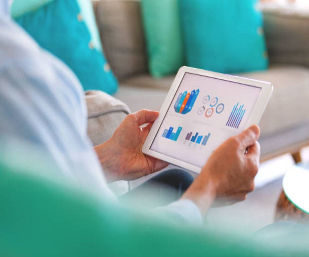 Digital Marketing vs. Sales Career